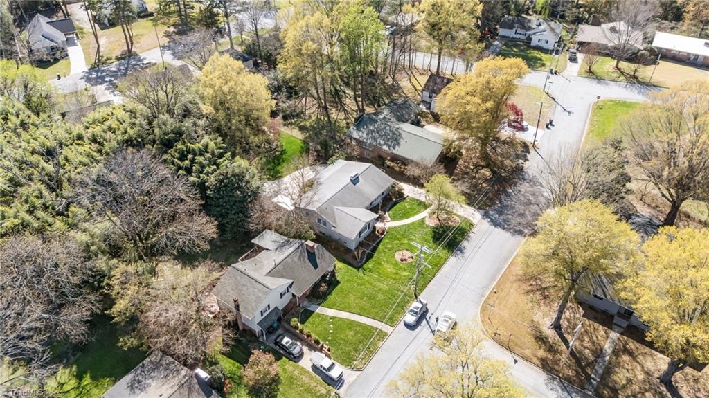 709 Overbrook Drive High Point, NC 27262 - Photo 36 of 42