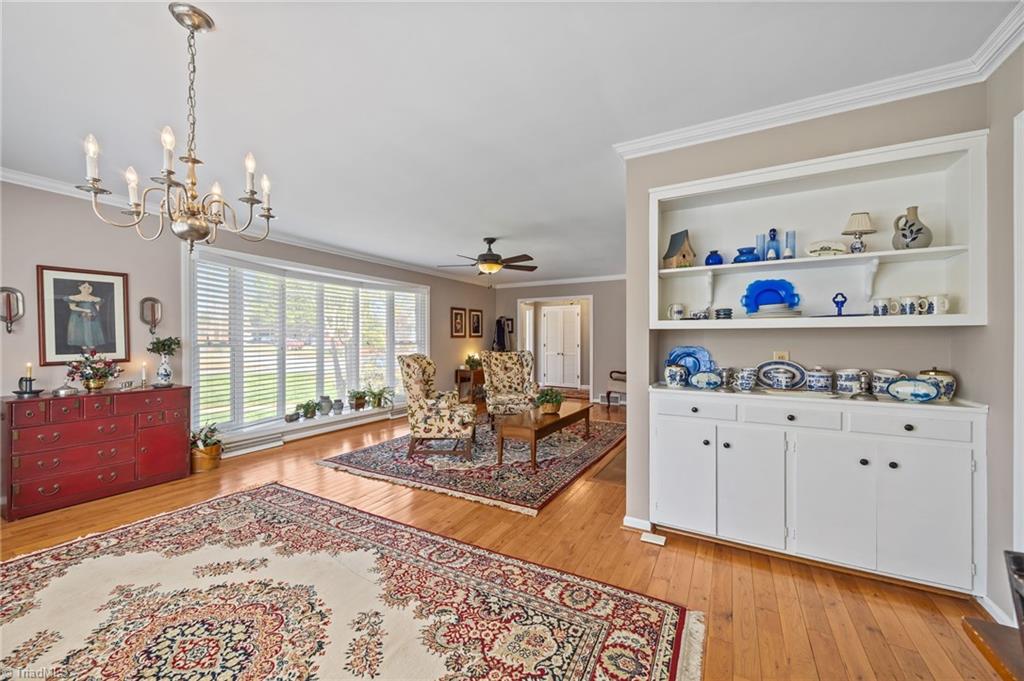 709 Overbrook Drive High Point, NC 27262 - Photo 5 of 42