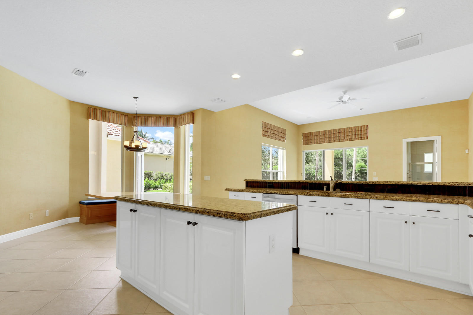 128 Bryce Lane Jupiter, FL 33458 - Photo 15 of 40 09_Image7_mls