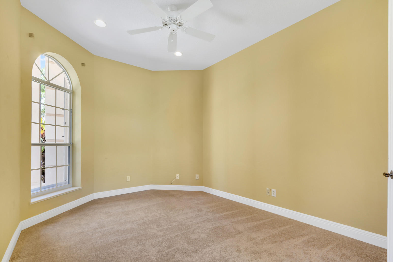 128 Bryce Lane Jupiter, FL 33458 - Photo 20 of 40 15_Image13_mls