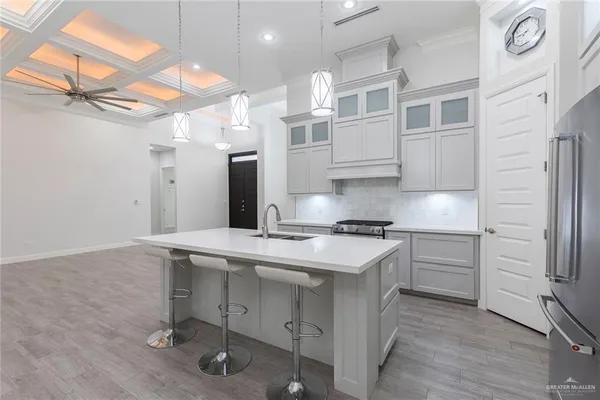 $3,500 | 2521 South J Street, McAllen, TX 78503