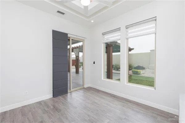 $3,500 | 2521 South J Street, McAllen, TX 78503