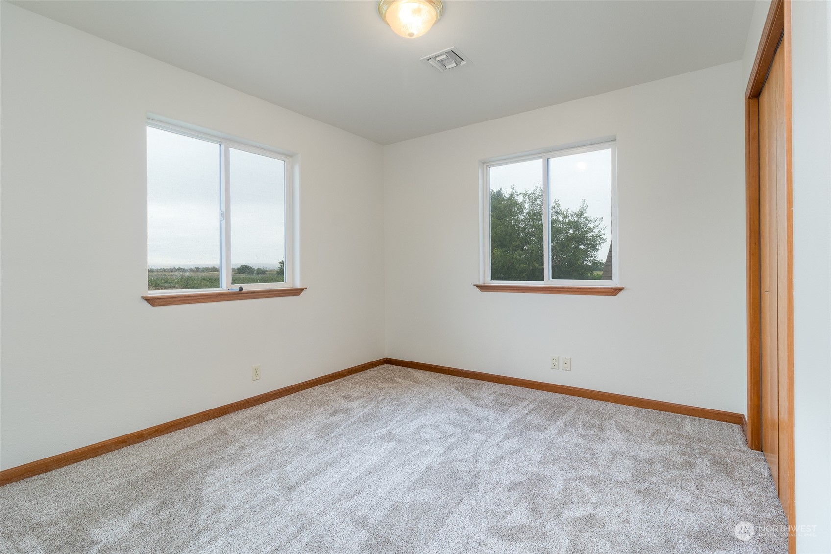 138 Hill Road Walla Walla, WA 99362 - Photo 24 of 40 Gallery Image 24