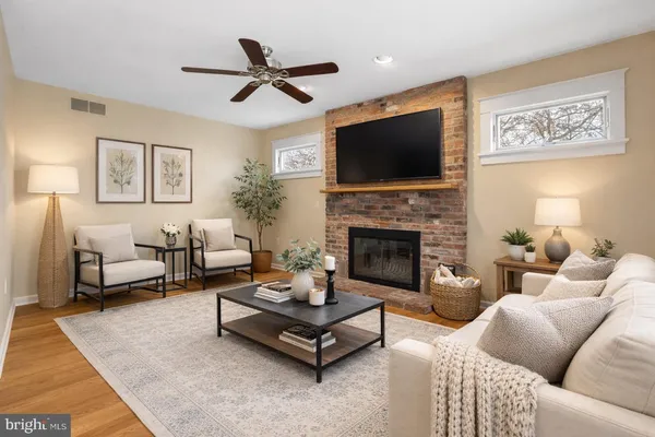 $575,000 | 1625 Arrowwood Drive, Easton, PA 18040