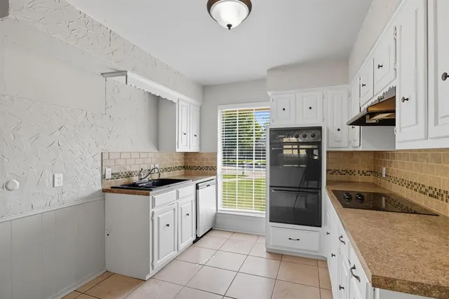 $2,400 | 10304 Oak Creek Drive, Greenville, TX 75402