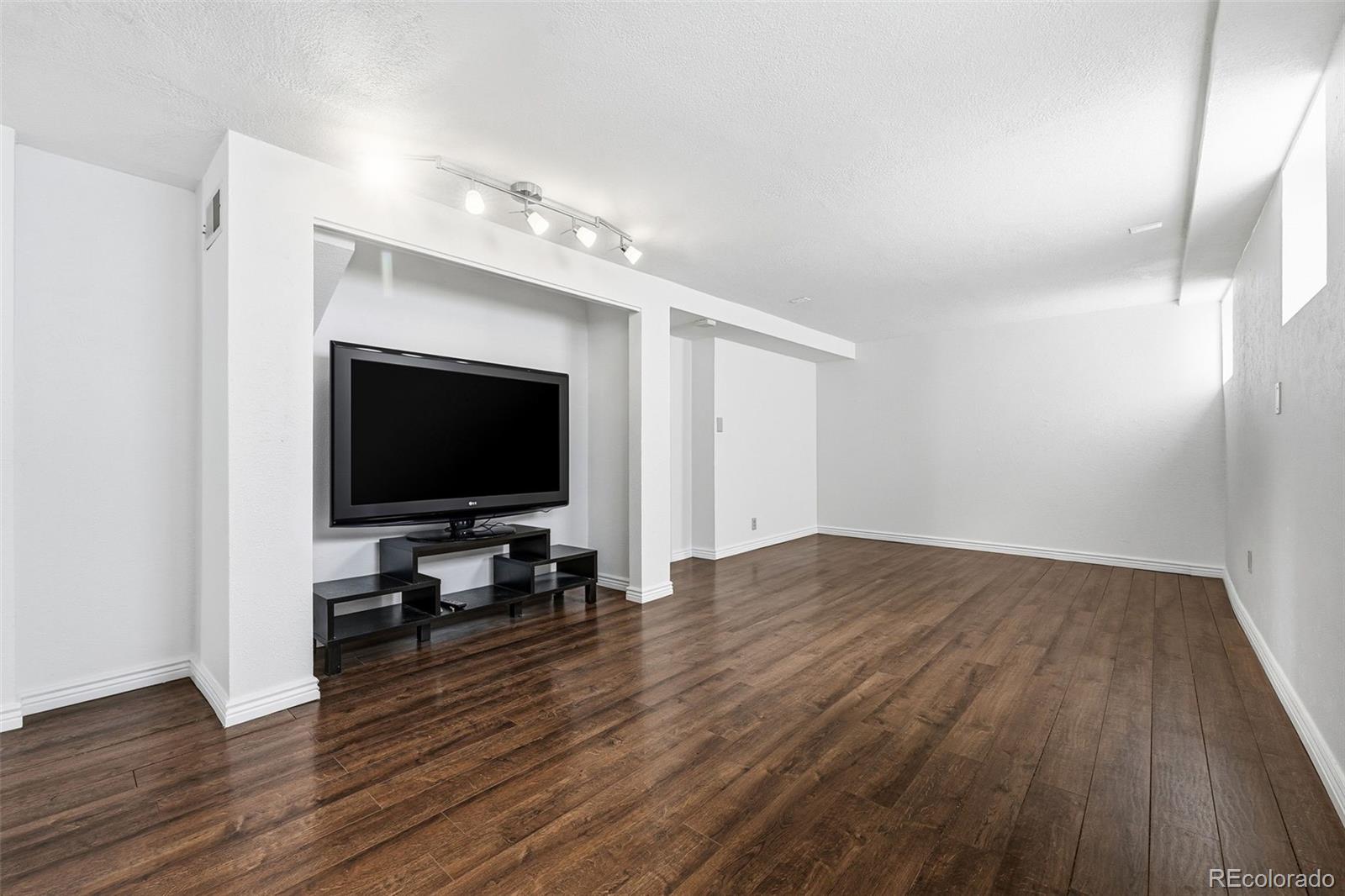 567 Harrison Street Denver, CO 80206 - Photo 19 of 46