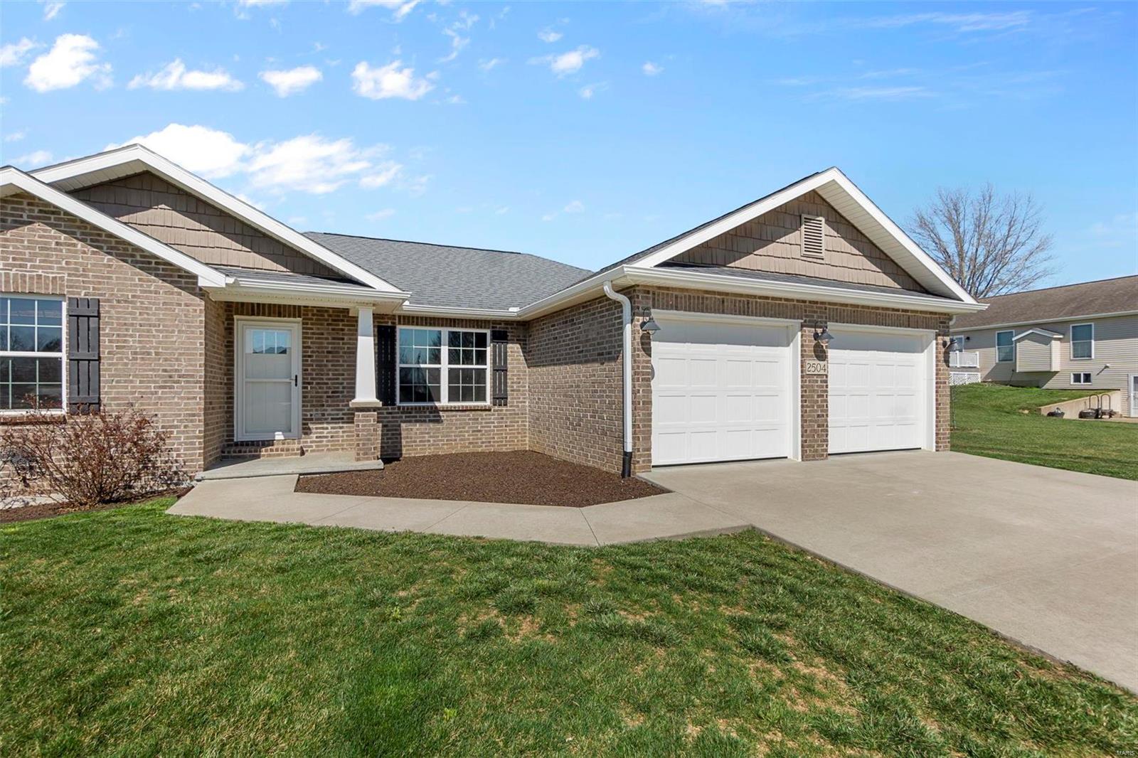 2504 Jonathan Drive Jackson, MO 63755 - Photo 2 of 37