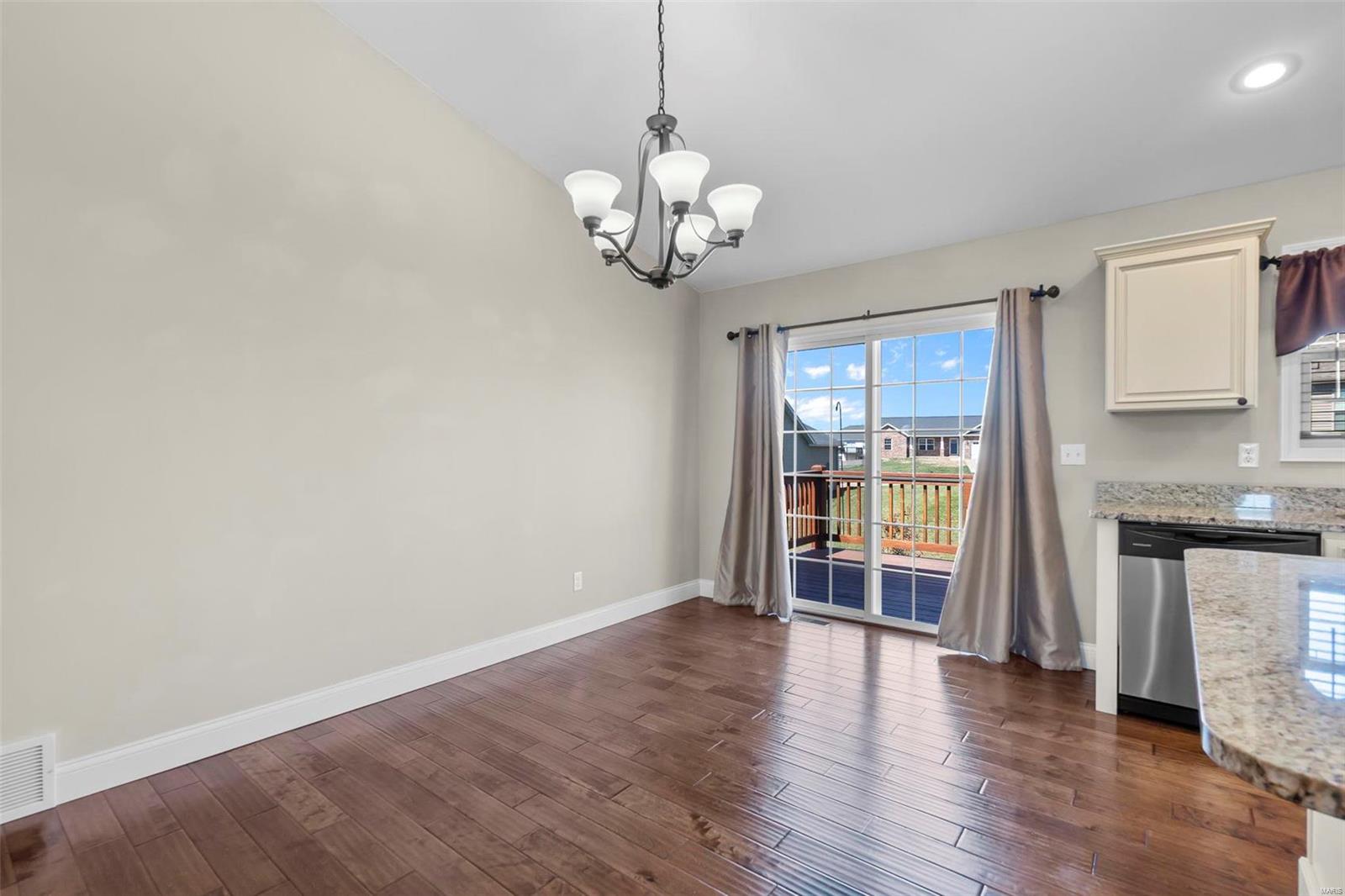 2504 Jonathan Drive Jackson, MO 63755 - Photo 5 of 37