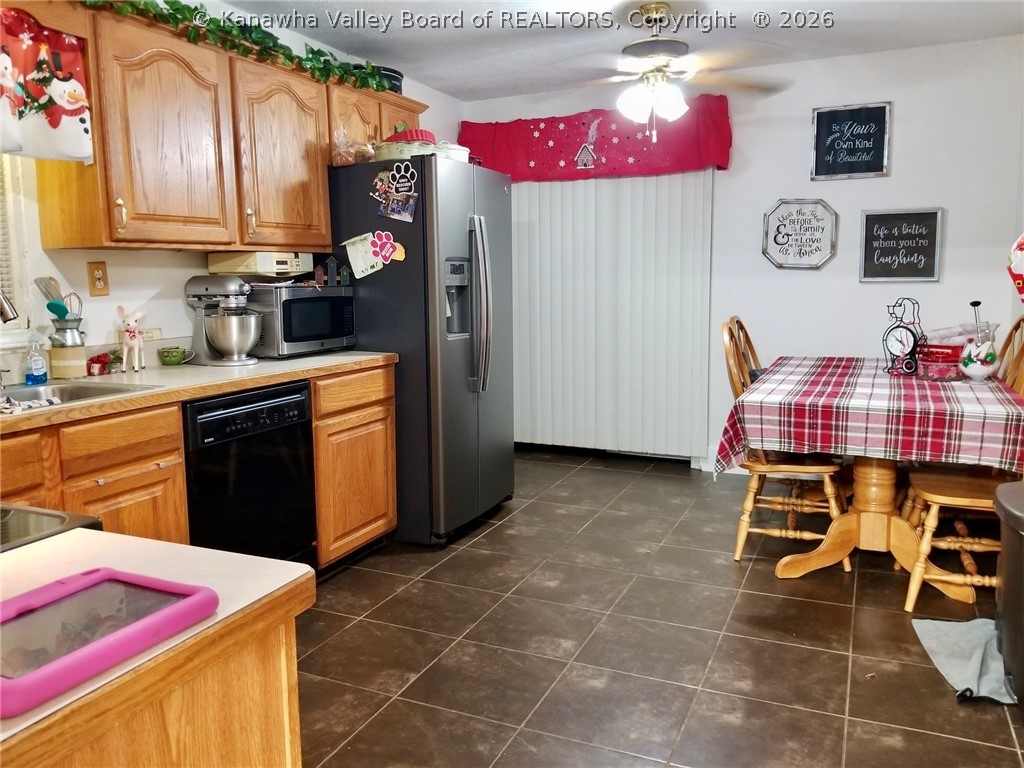 646 Speed Road Spencer, WV 25276 - Photo 7 of 13 Gallery Image 7