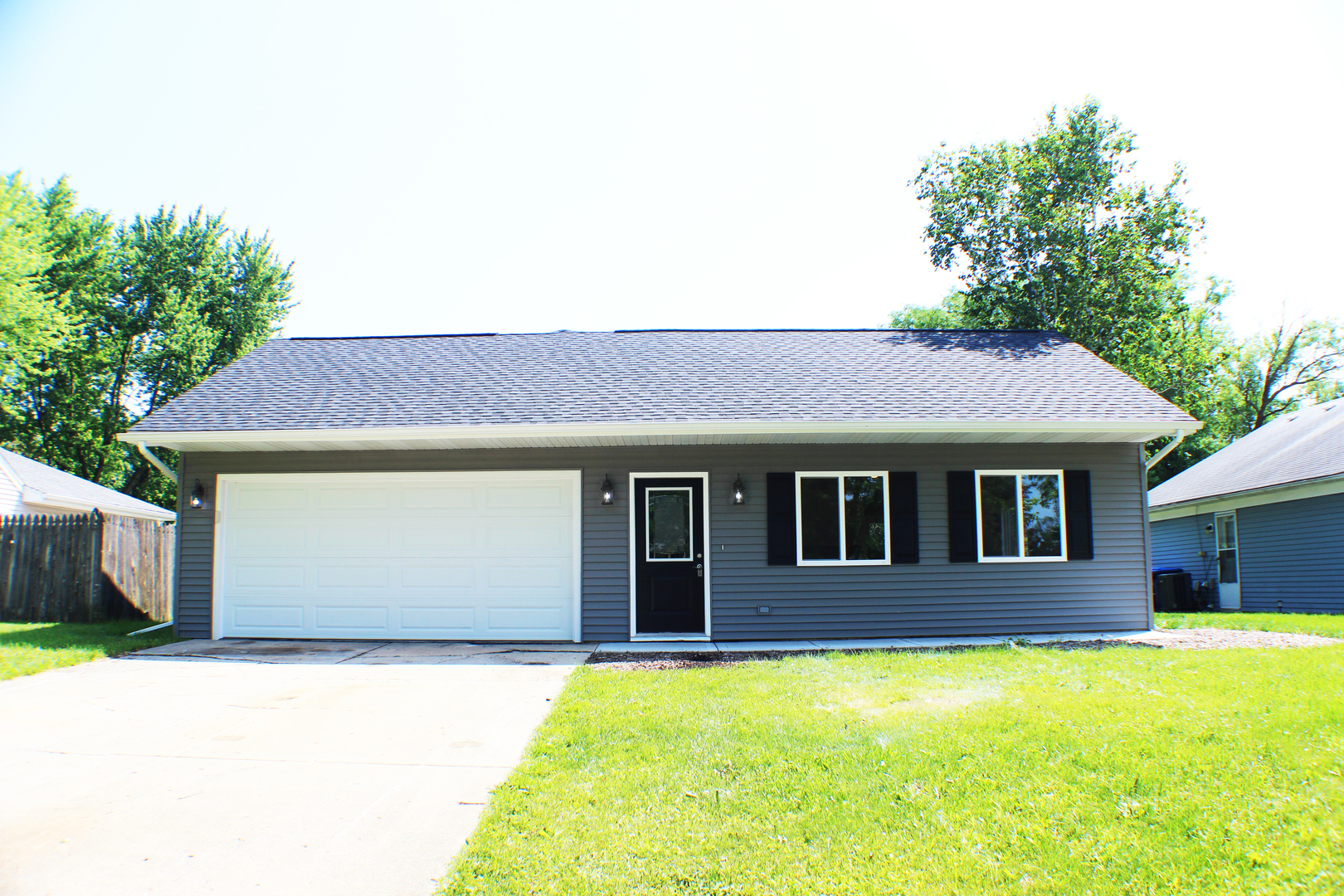 141 Fernwood Road Montgomery, IL 60538 - Photo 1 of 15