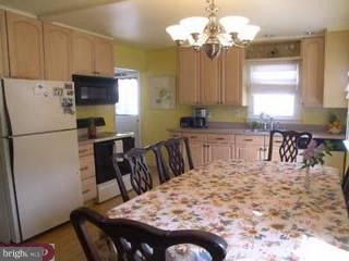 39 Ridgley Street Mount Holly, NJ 08060 - Photo 3 of 6