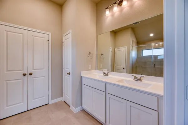 $282,000 | 739 Hidden Mdw Street, Rosharon, TX 77583