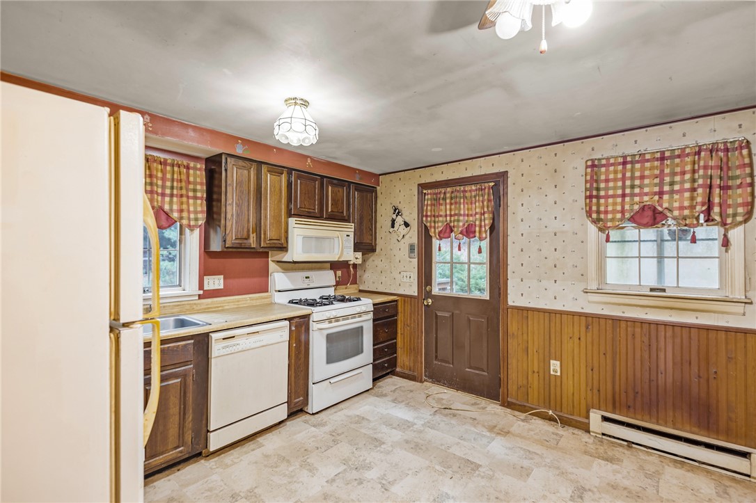 45 Joe Sweet Road Glocester, RI 02814 - Photo 17 of 42