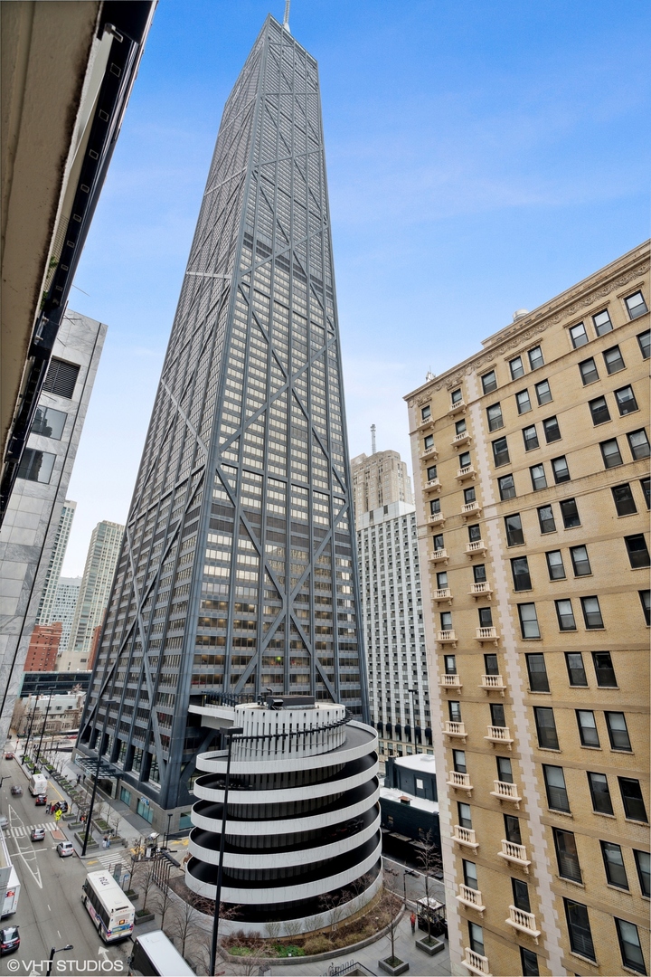 201 East Chestnut Street, Unit 10E Chicago, IL 60611 - Photo 10 of 12 a view of a tall building
