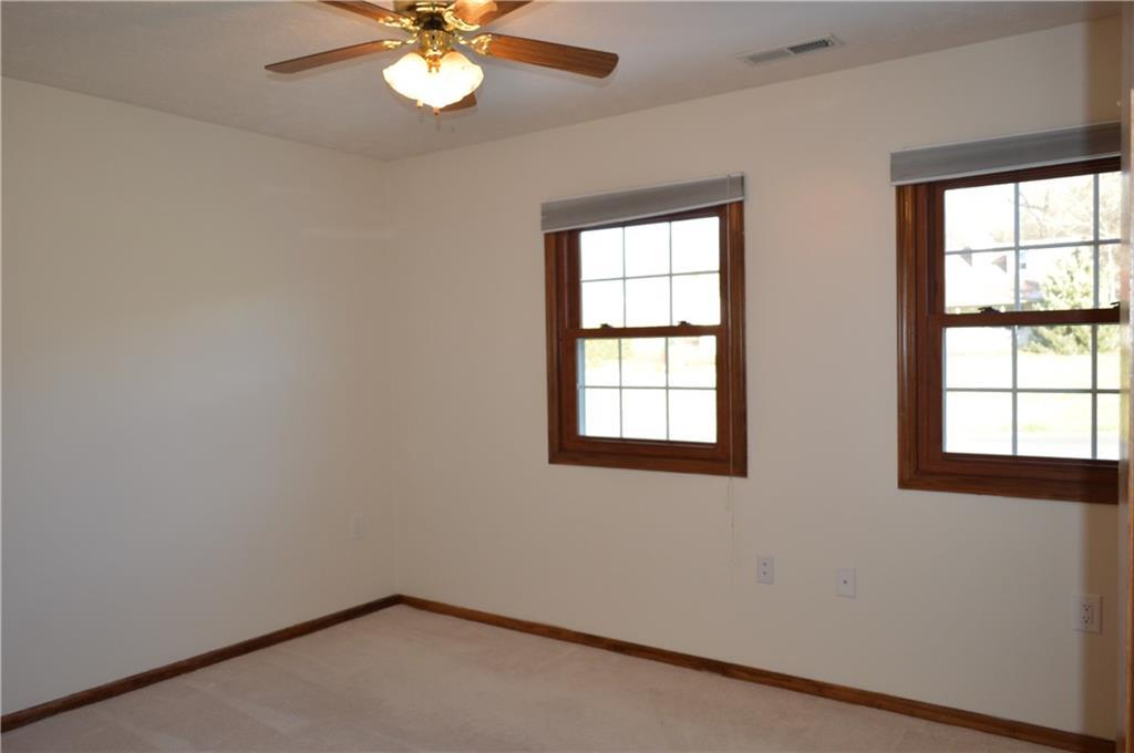789 Spring Falls Avenue Springfield, OH 45502 - Photo 14 of 20