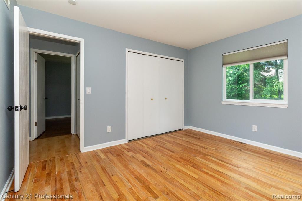 2226 Warrington Road Rochester Hills, MI 48307 - Photo 17 of 39