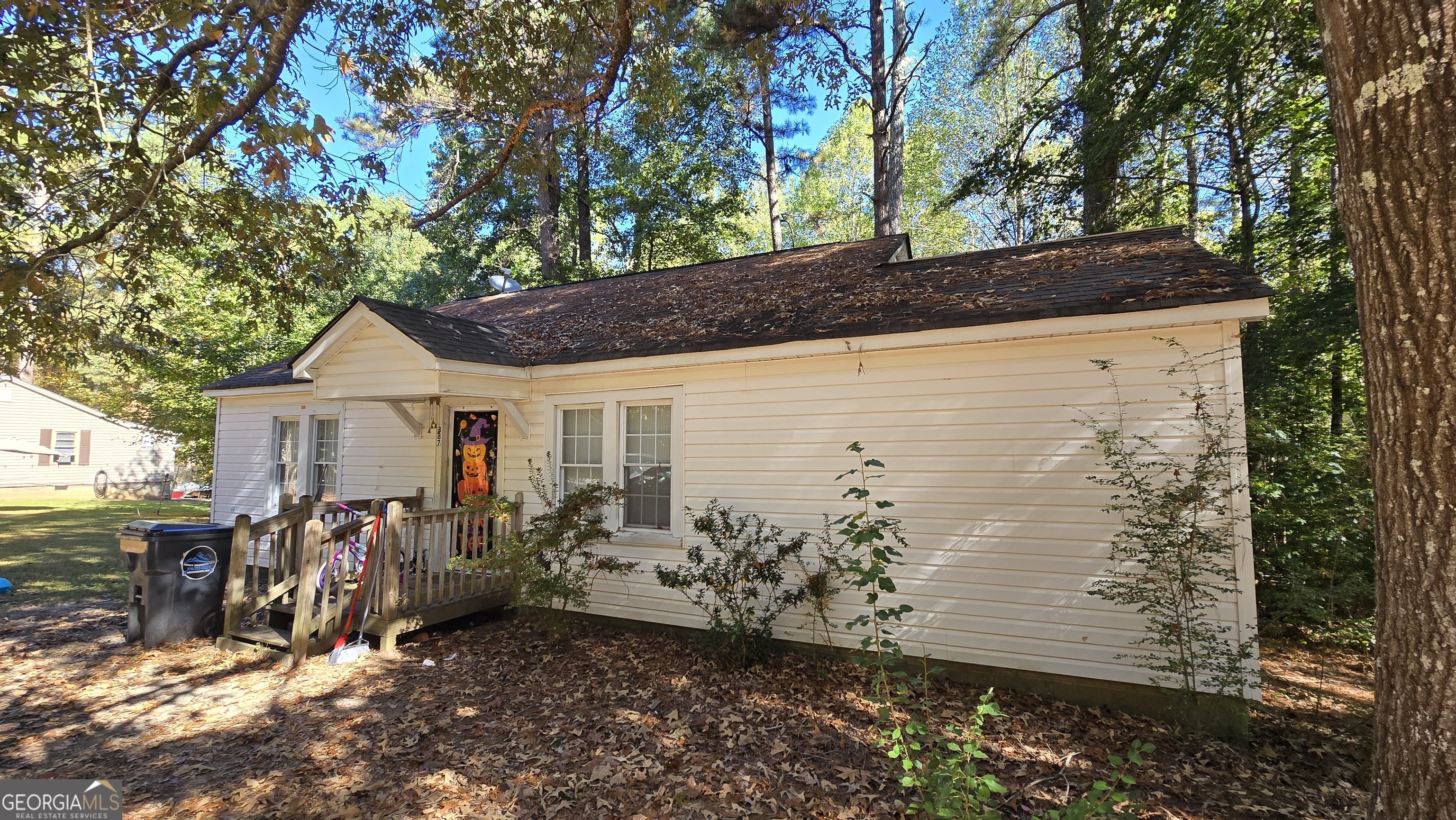 377 Dock Hyde Road Carrollton, GA 30116 - Photo 15 of 31 a view of outdoor space and yard