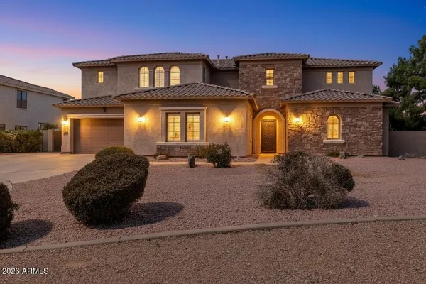 $1,300,000 | 20394 East Calle De Flores, Queen Creek, AZ 85142