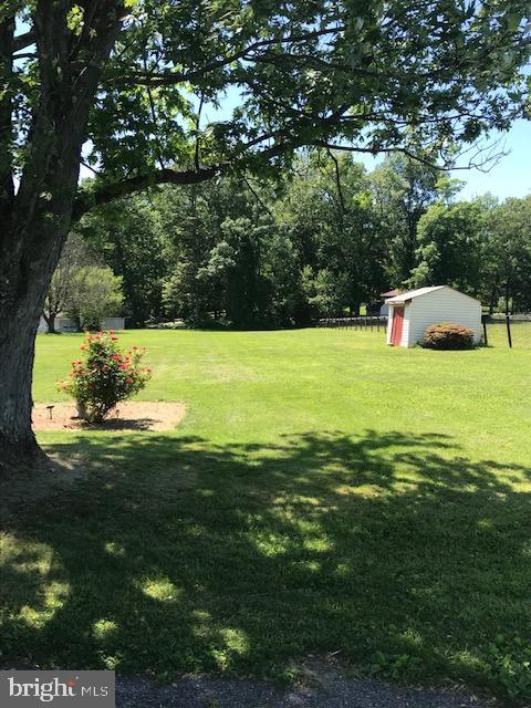 4510 Salem Bottom Road Westminster, MD 21157 - Photo 4 of 20 Exterior Yard