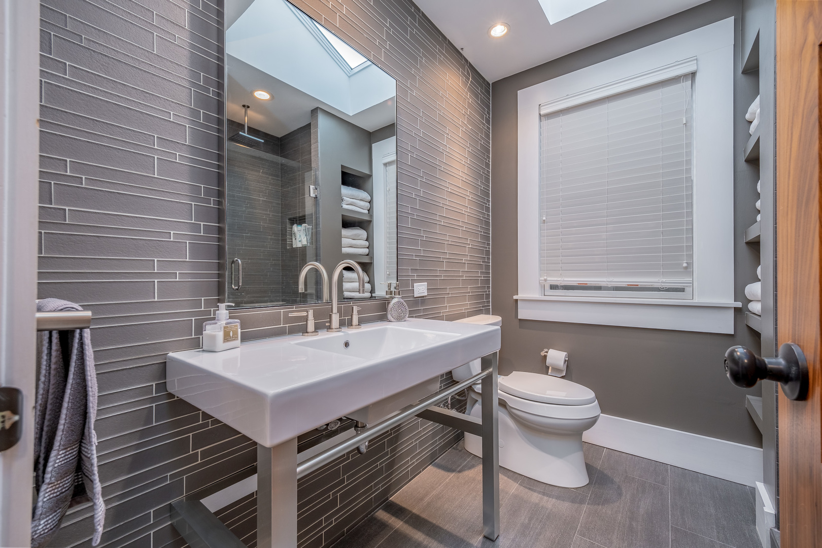 2903 North Racine Avenue Chicago, IL 60657 - Photo 19 of 29