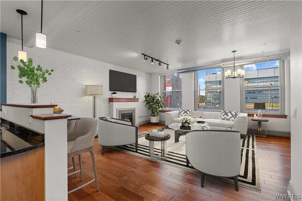 $385,000 | 149 Swan Street, Unit 206, Buffalo, NY 14203