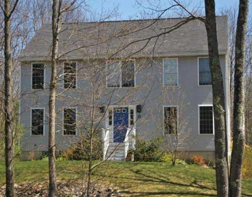 11 Westwood Road Kennebunk, ME 04043 - Photo 1 of 3 Exterior Front.