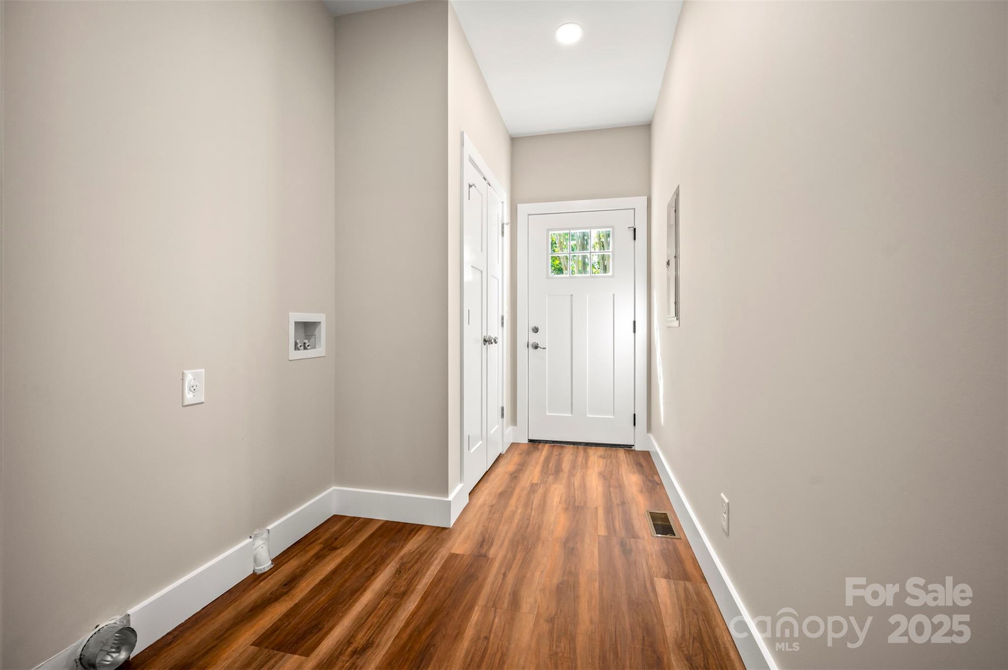 213 Calhoun Street Hendersonville, NC 28739 - Photo 21 of 32 a view of wooden floor