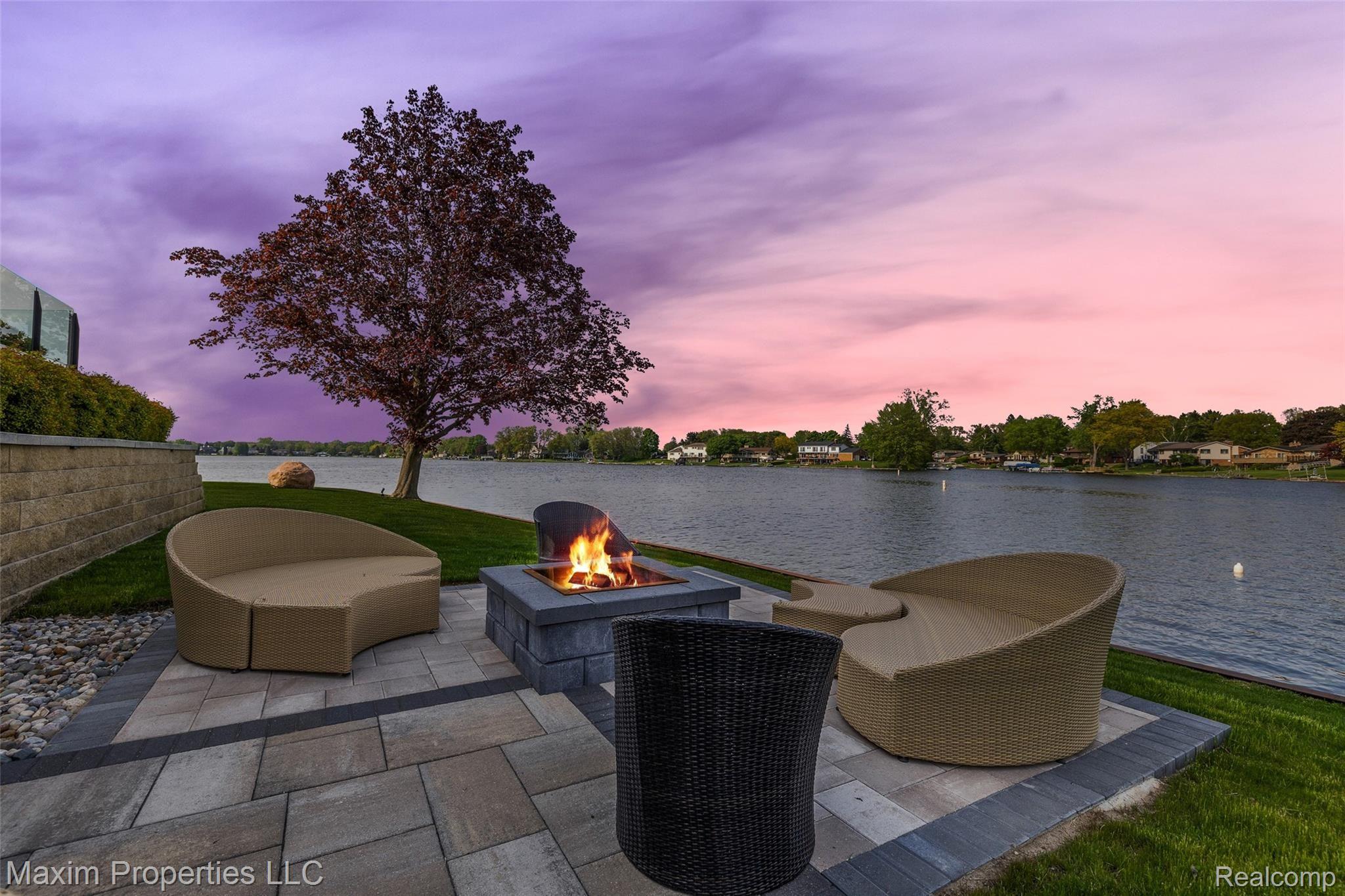 3760 Sleeth Road Commerce Township, MI 48382 - Photo 45 of 52 Lower level walkout patio #2