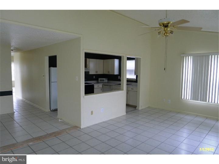 413 Paradise Road Williamstown, NJ 08094 - Photo 6 of 14 Gallery Image 6
