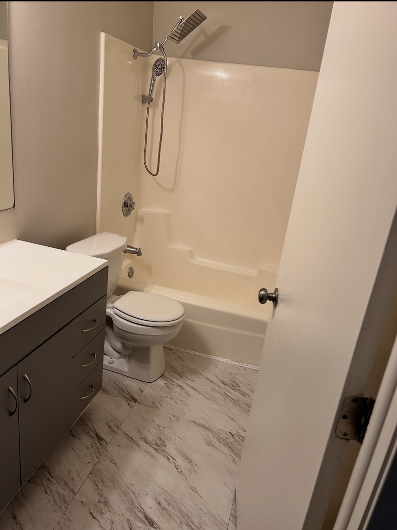 115 Oriole Road Matteson, IL 60443 - Photo 14 of 17