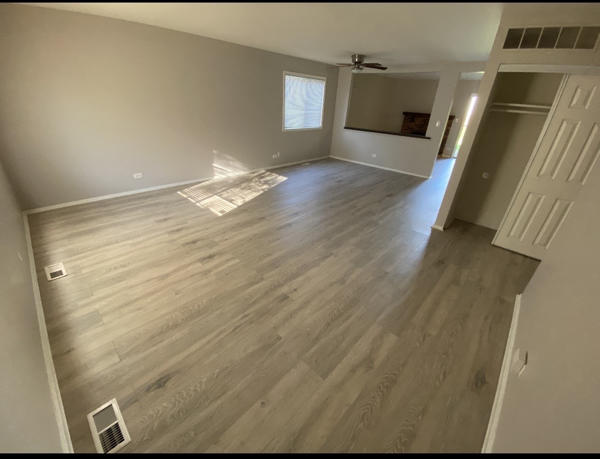 115 Oriole Road Matteson, IL 60443 - Photo 3 of 17