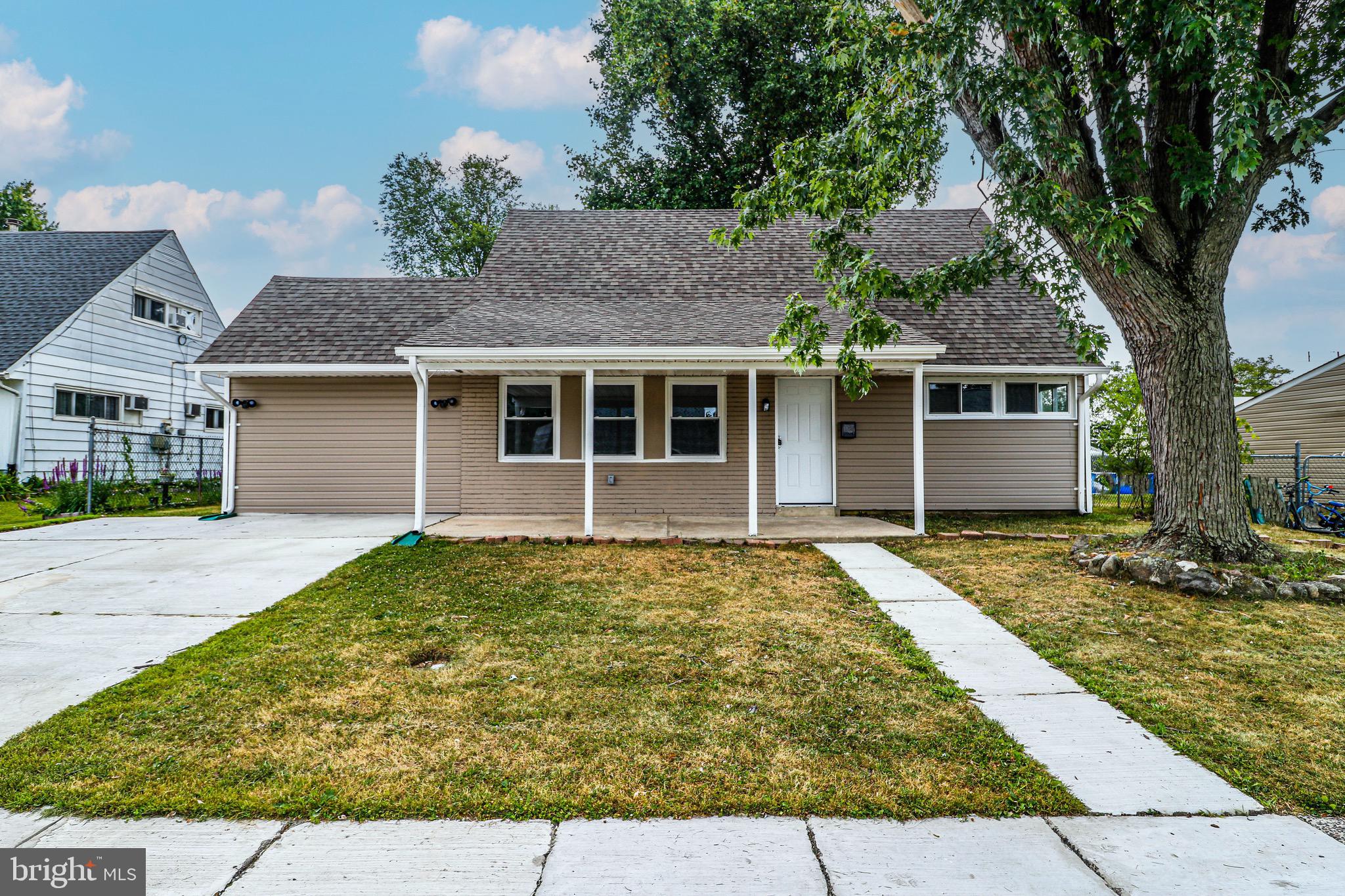 12 Indigo Road Levittown, PA 19057 - Photo 2 of 36