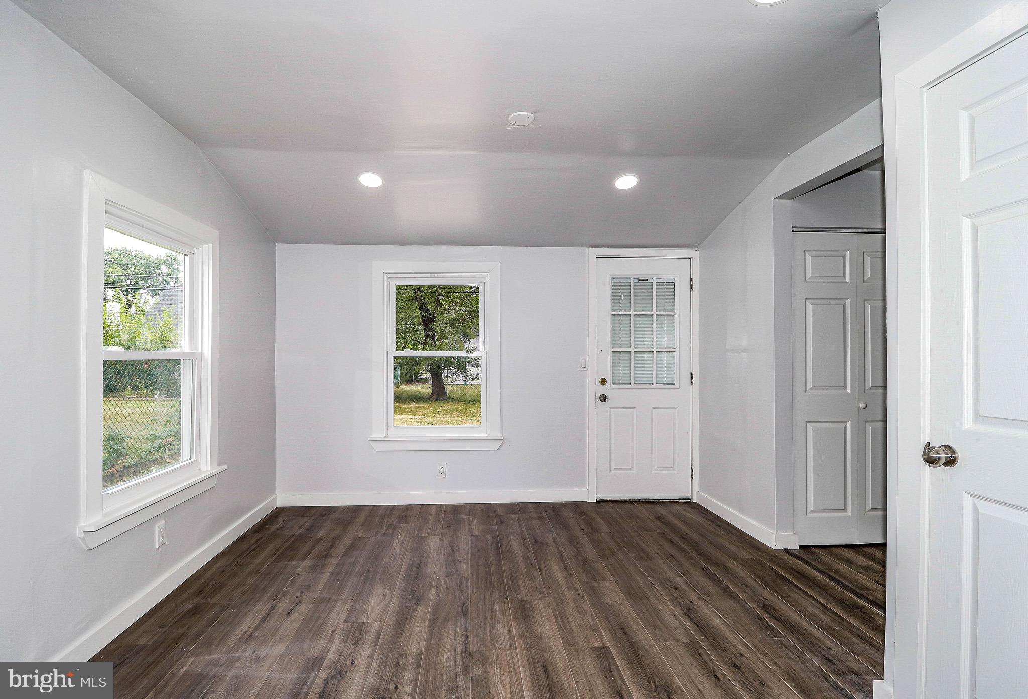 12 Indigo Road Levittown, PA 19057 - Photo 8 of 36