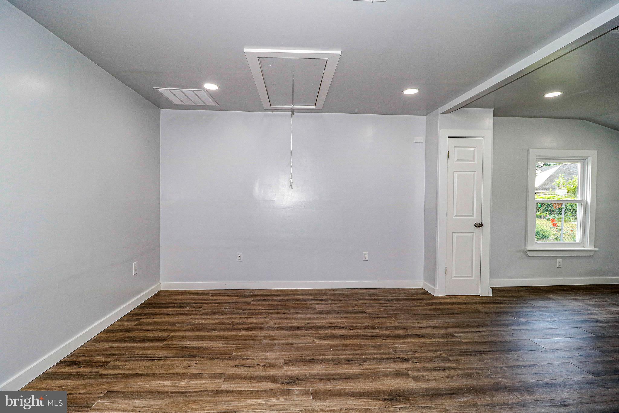 12 Indigo Road Levittown, PA 19057 - Photo 9 of 36