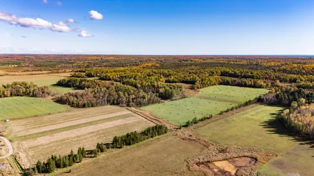 $1,200,000 | 9964 East M 48, Goetzville, MI 49736