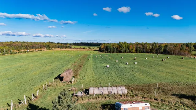 $1,200,000 | 9964 East M 48, Goetzville, MI 49736