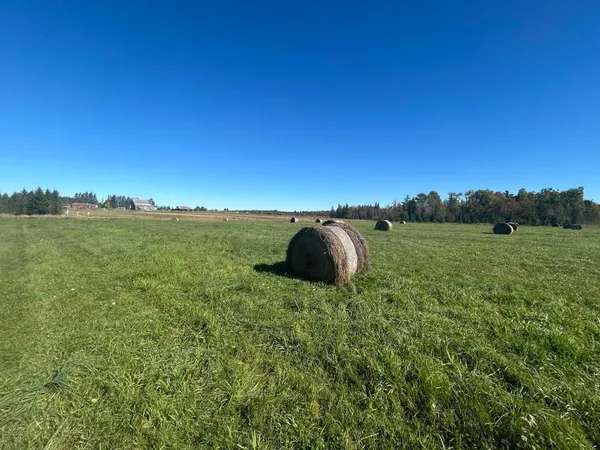 $1,200,000 | 9964 East M 48, Goetzville, MI 49736
