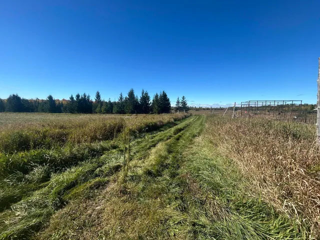 $1,200,000 | 9964 East M 48, Goetzville, MI 49736