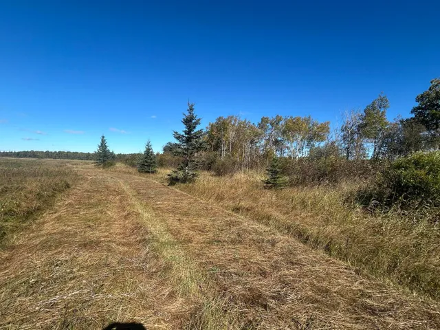 $1,200,000 | 9964 East M 48, Goetzville, MI 49736