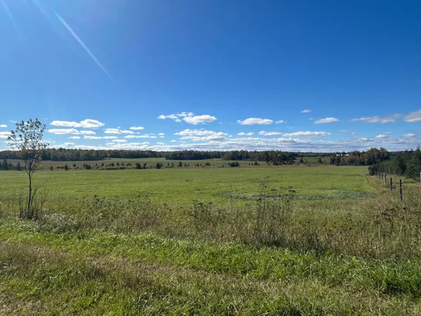 $1,200,000 | 9964 East M 48, Goetzville, MI 49736