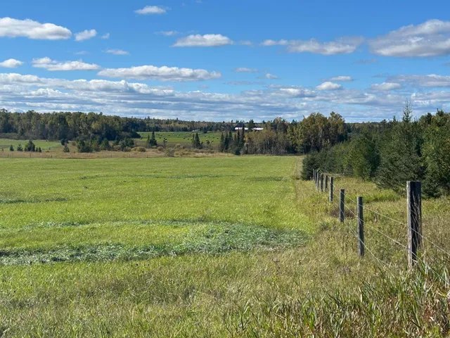 $1,200,000 | 9964 East M 48, Goetzville, MI 49736