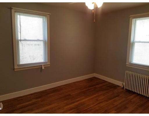 45 Knowles Road Worcester, MA 01602 - Photo 12 of 23 Gallery Image 12