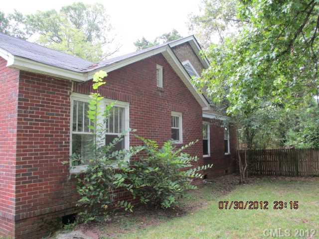 3801 Tuckaseegee Road Charlotte, NC 28208 - Photo 2 of 8