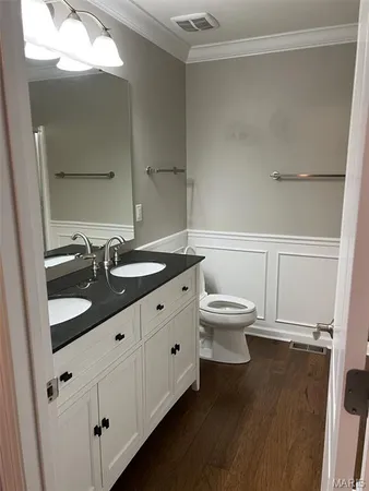 $2,100 | 404 St James Court, St. Peters, MO 63376