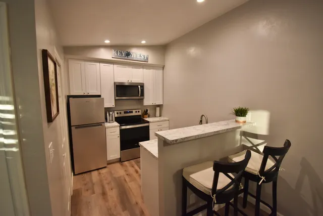 $1,300 | 2400 Lake Hall Road, Unit B, Tallahassee, FL 32309