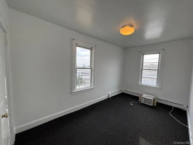 $1,800 | 50 Huber Place, Unit 2ND FLOOR REAR, Yonkers, NY 10704