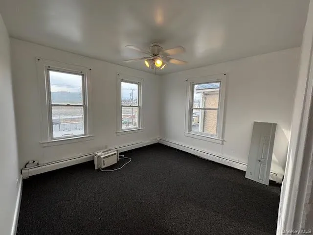 $1,800 | 50 Huber Place, Unit 2ND FLOOR REAR, Yonkers, NY 10704