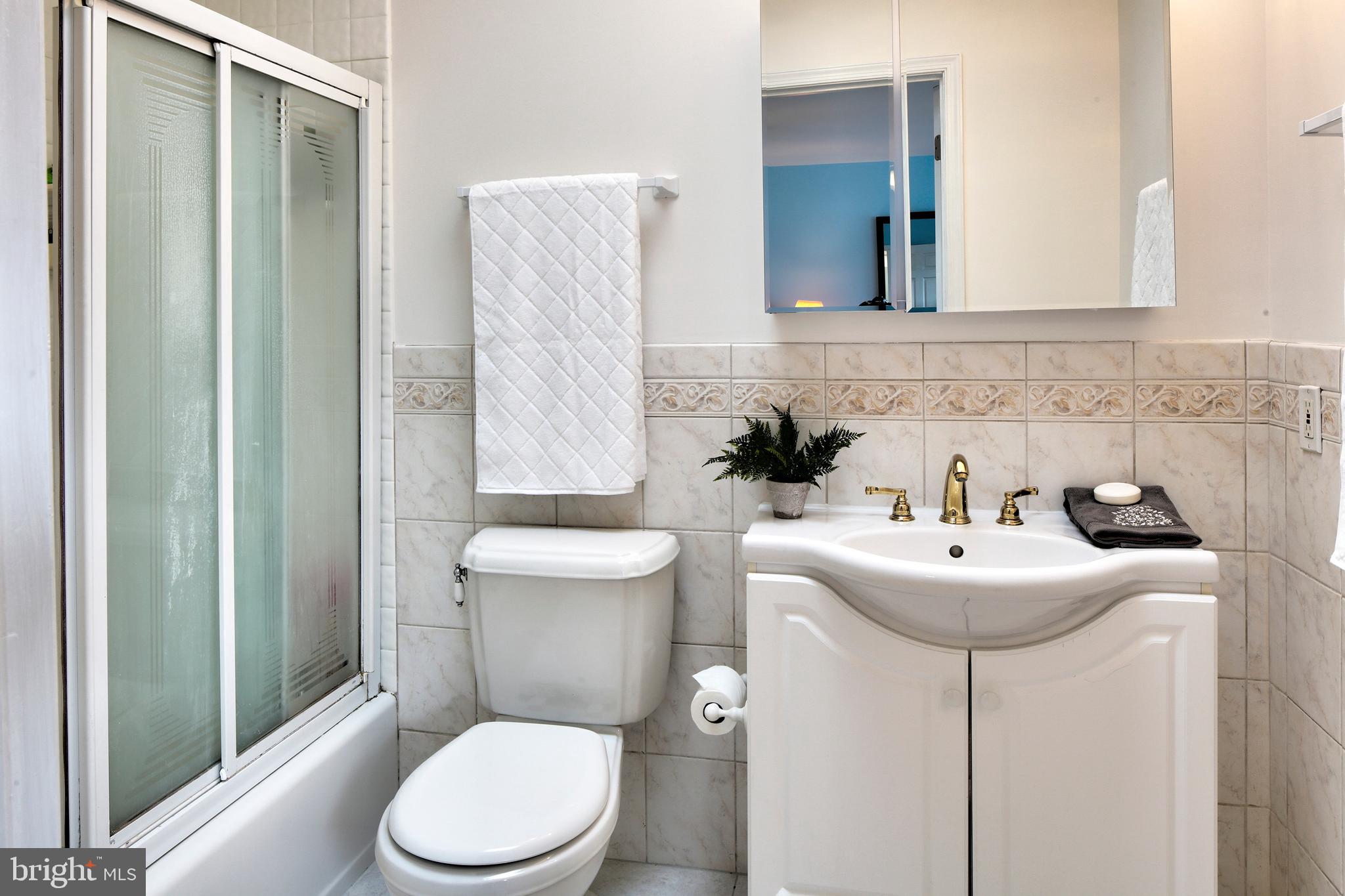 110 Cedar Road Severna Park, MD 21146 - Photo 14 of 35 Master Bath