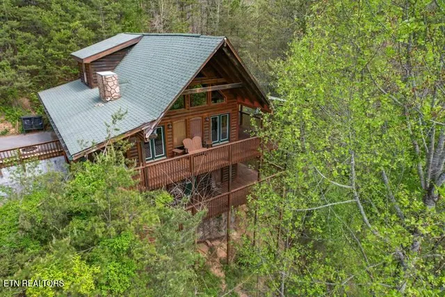 $649,000 | 1979 East Mountain View Way, Pigeon Forge, TN 37876