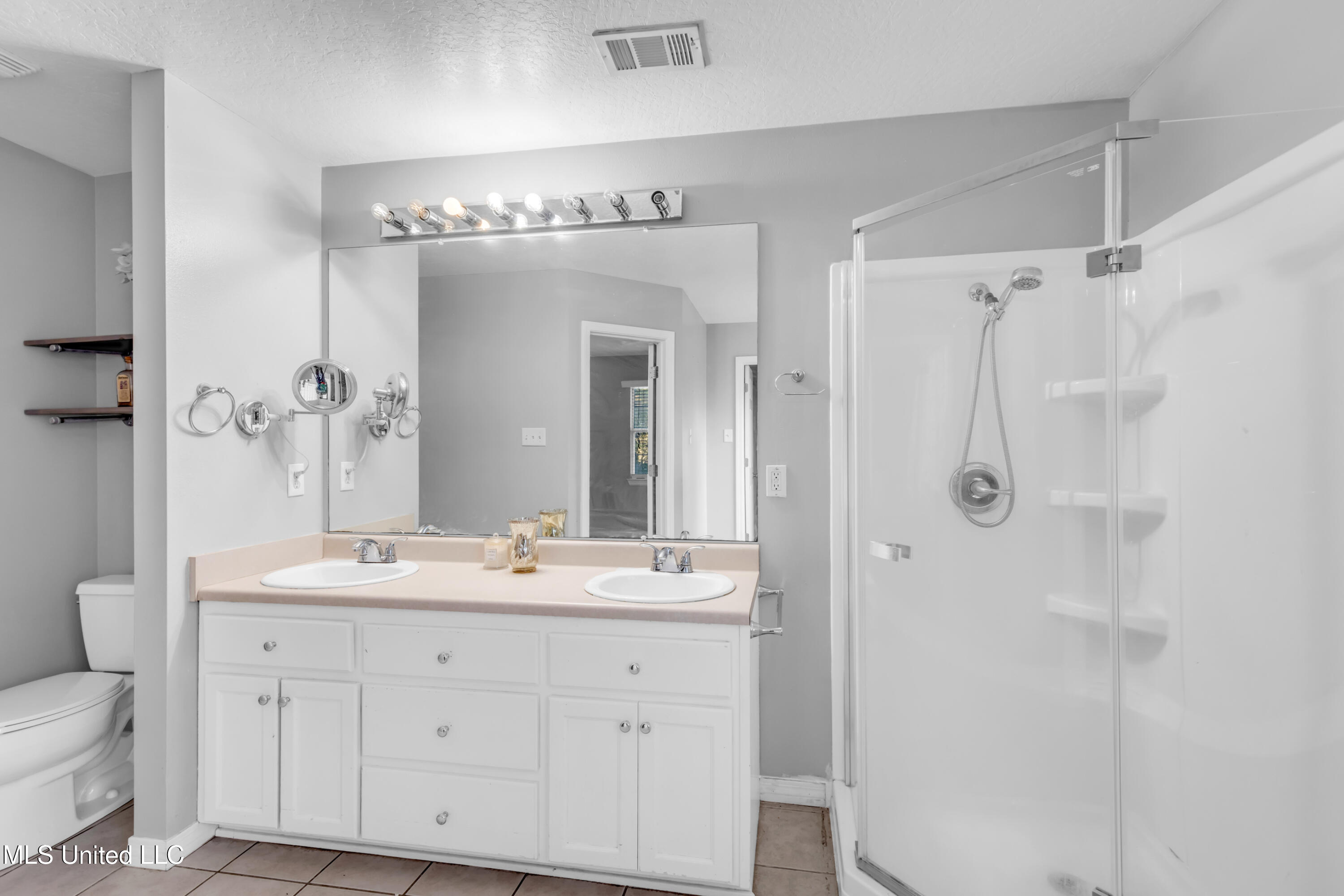 8500 Clamshell Avenue Ocean Springs, MS 39564 - Photo 27 of 47 8500ClamshellAve-20